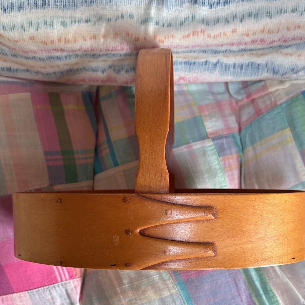 Gerald E Henn Shaker Wood Basket - Picture 2 of 16